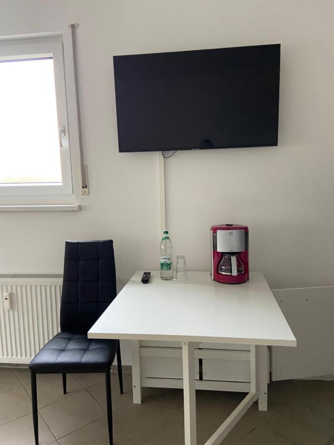 Kraichgau # 1-Zkd Mit Ebk, Modern Und Barrierefrei, Monteurzimmer, Self-Check-In Ittlingen Luaran gambar